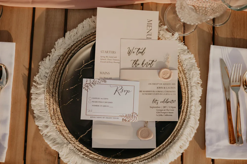 wedding invitations with customization
